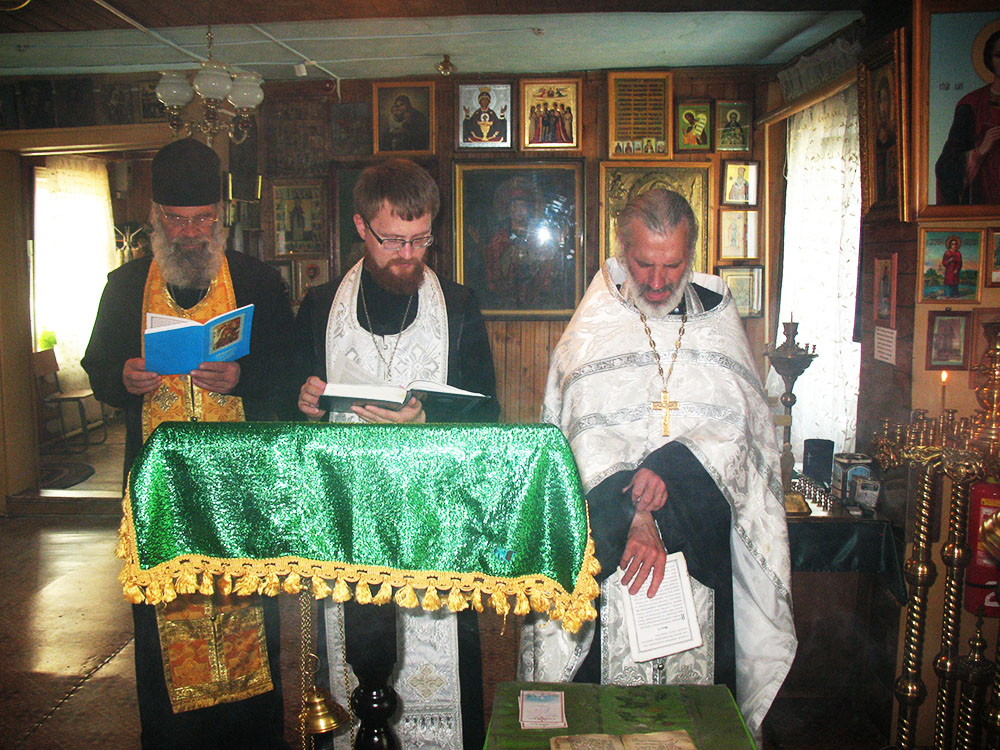 Молебен в Казачинском храме перед иконой Казанской Божией Матери