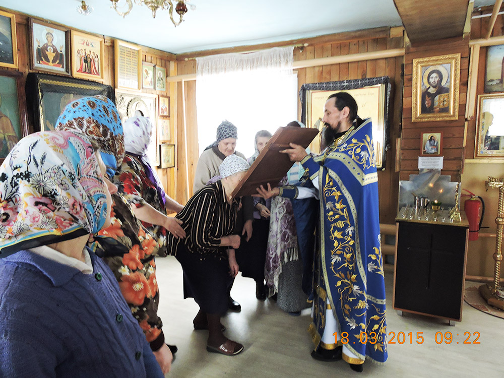 18 марта 2015 г. исполнилось 14 лет как заслезаточила икона Казанской Божией Матери в с. Казачинское Казачинского района Красноярского края.